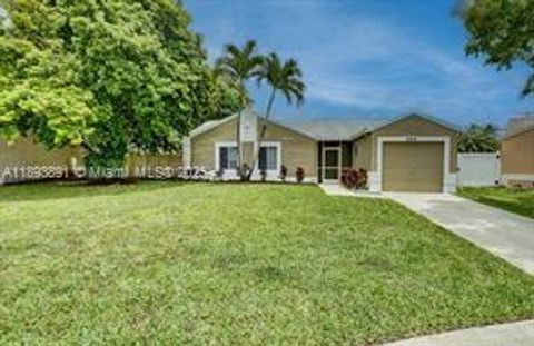 Photo of 9801 Ridgecreek Rd, Boca Raton, FL 33496 (MLS # A11893891) Photo of 9801 Ridgecreek Rd, Boca Raton, FL 33496 (MLS # A11893891)
