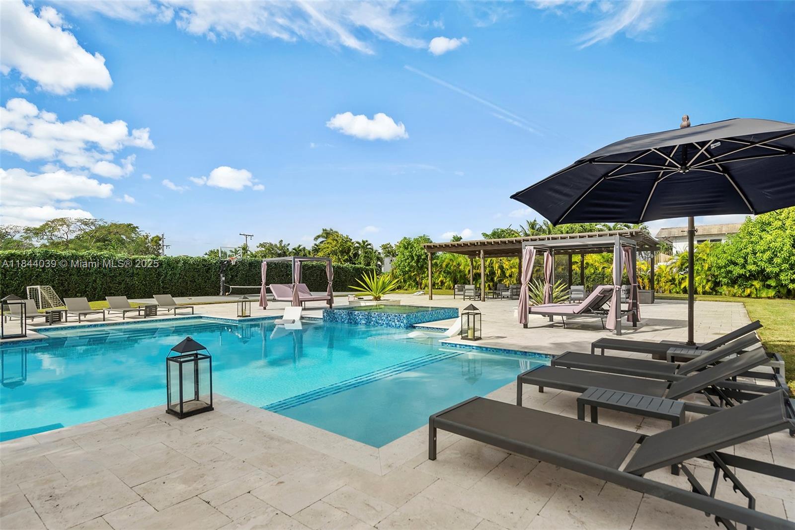 MILLER DRIVE ESTATES - Residential