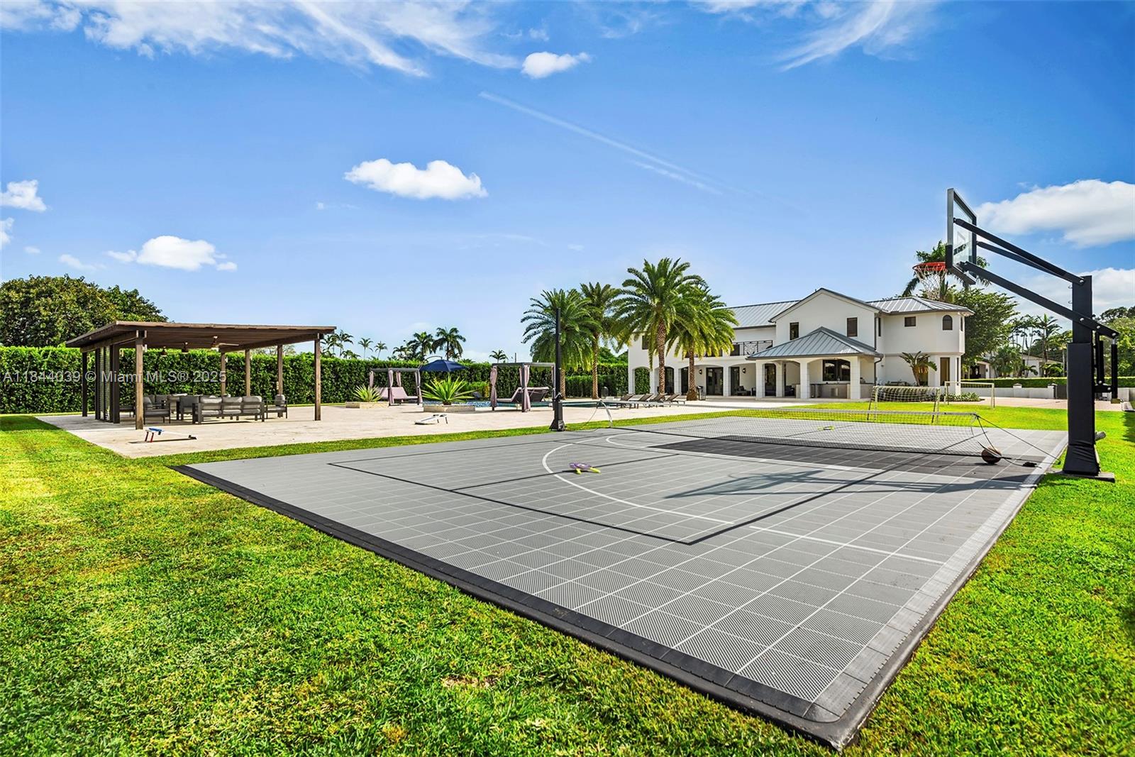 MILLER DRIVE ESTATES - Residential