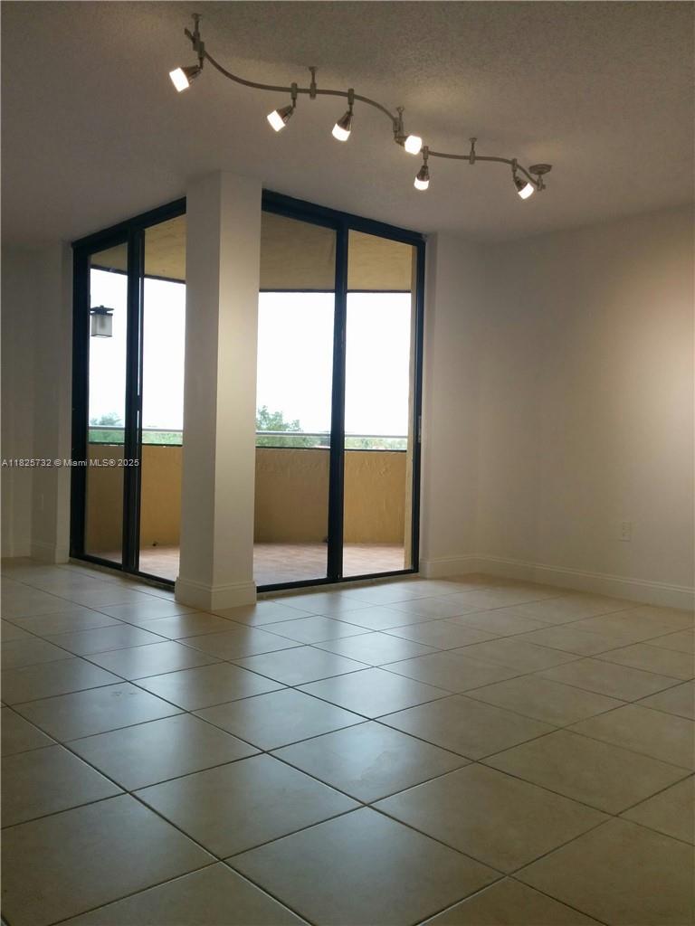 8335 SW 152nd Ave B-404