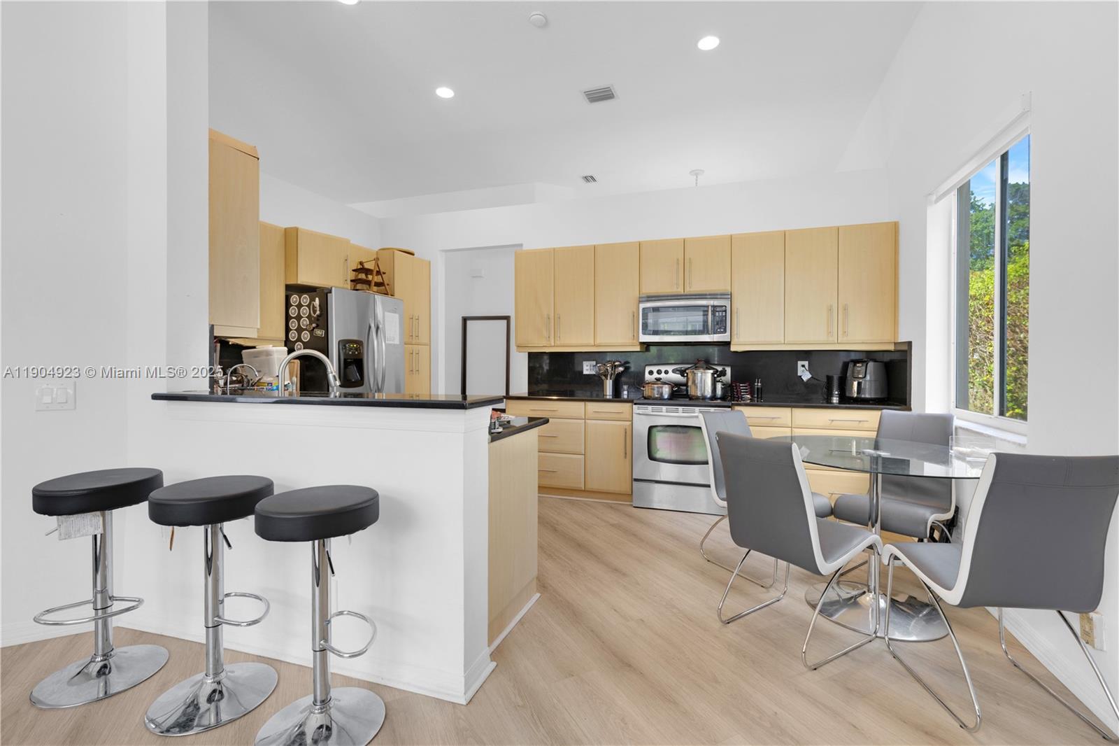 SECTOR 6 EAST - Residential