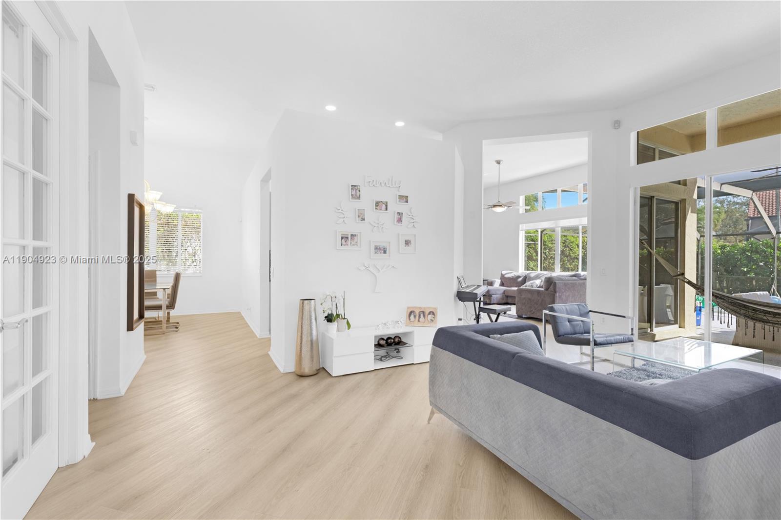 SECTOR 6 EAST - Residential