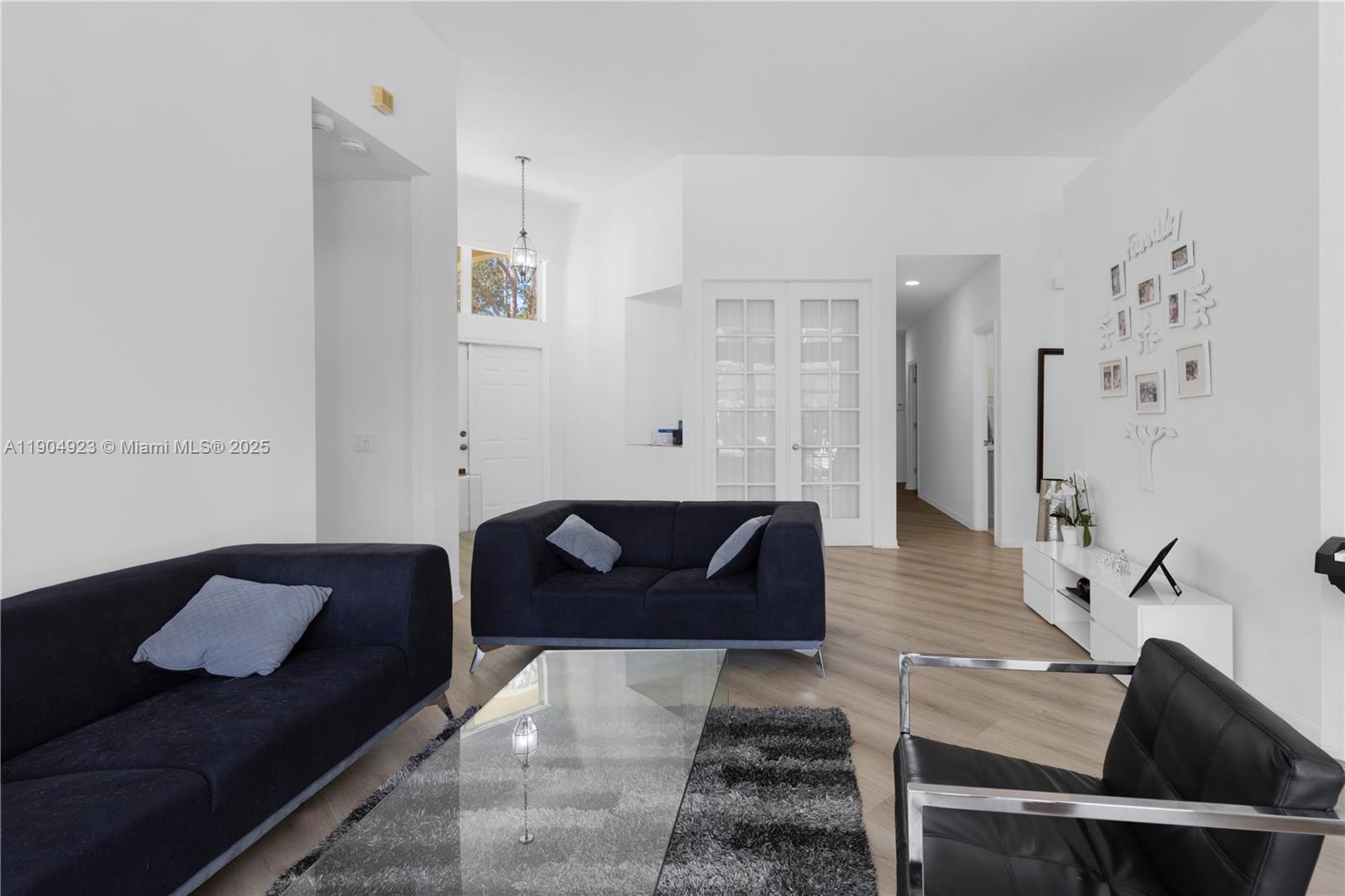 SECTOR 6 EAST - Residential