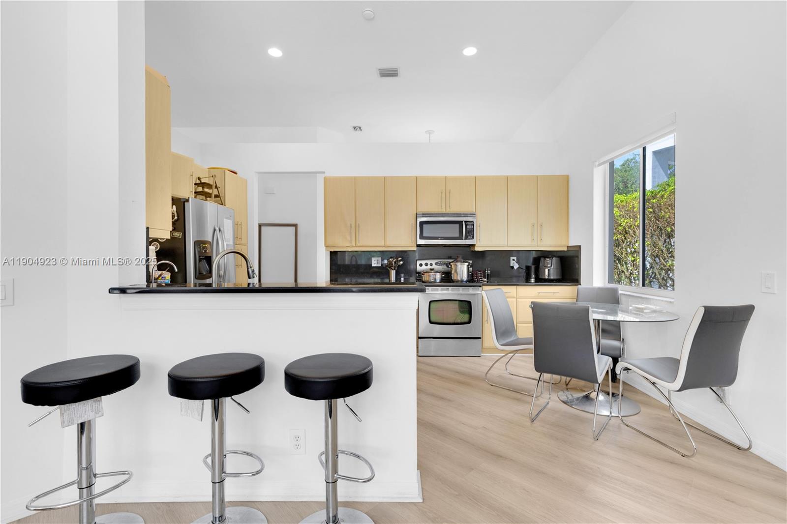 SECTOR 6 EAST - Residential