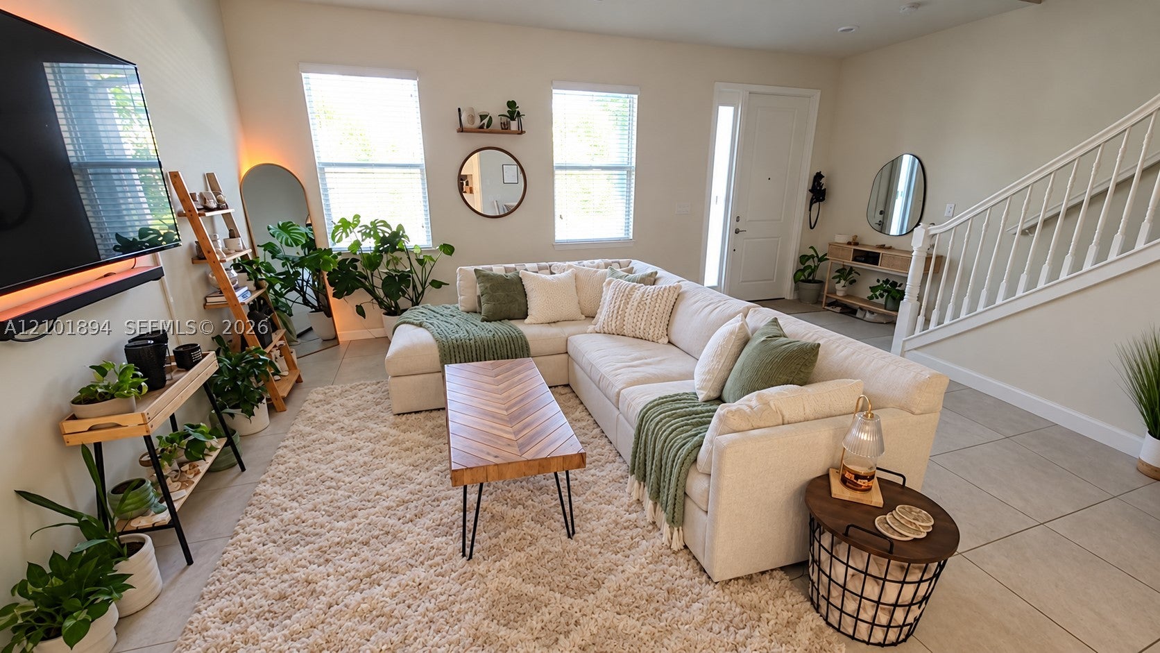 4920 Eucalyptus Dr 3