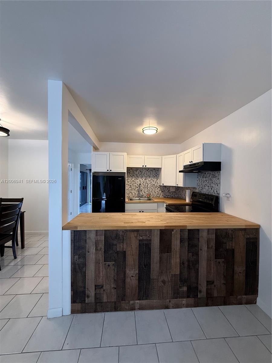 GOLDEN TOWERS NO 2 INC - - Residential