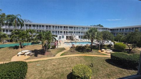 Photo of 15610 NE 6th Ave #10D, Miami, FL 33162 (MLS # A12006941)