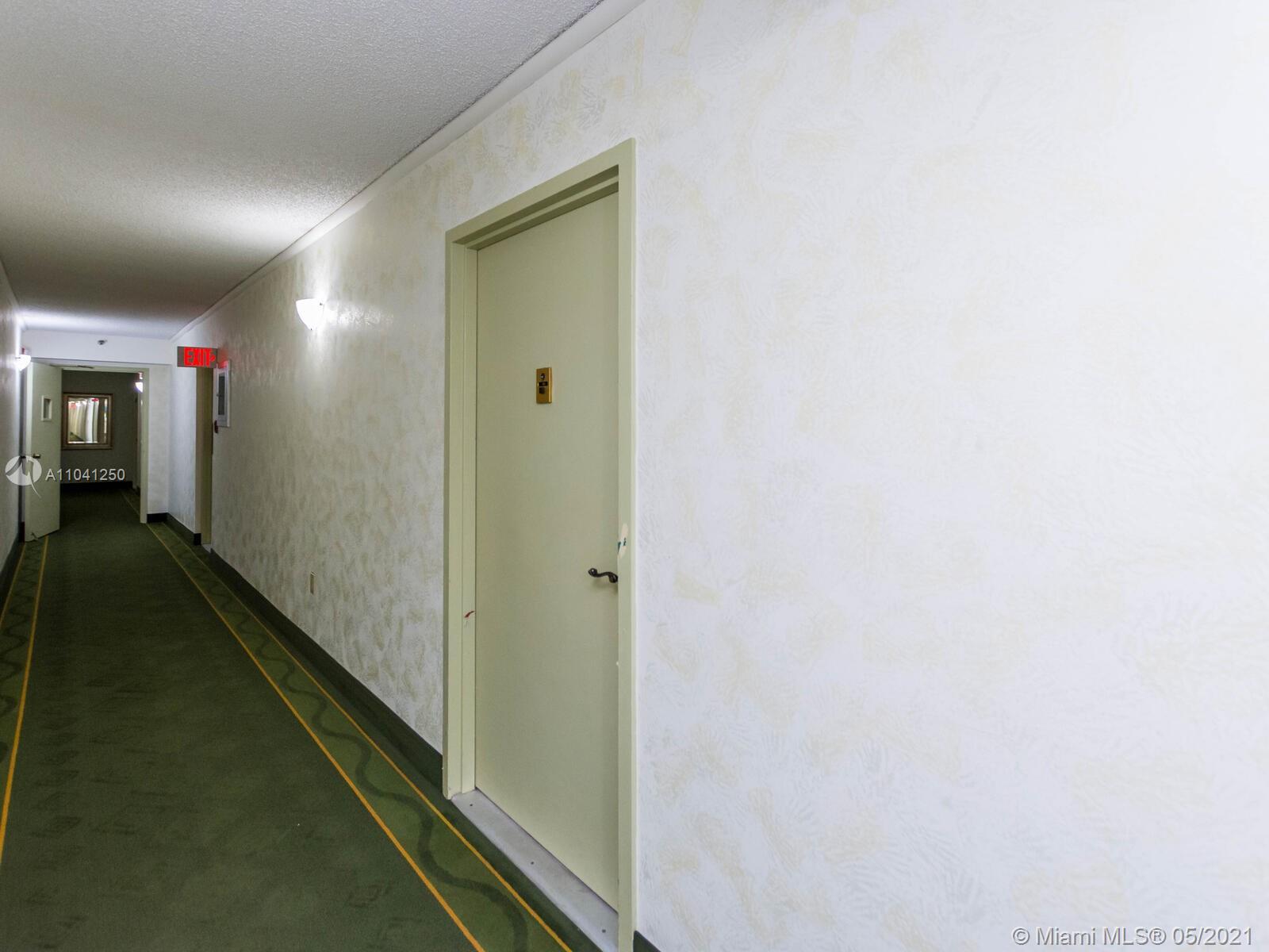 PARK PLACE #4 CONDO - Residential