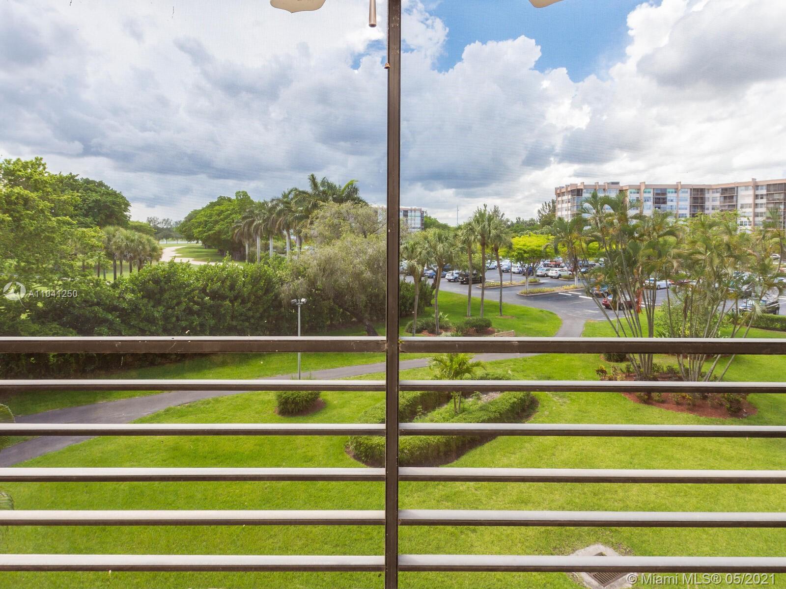 PARK PLACE #4 CONDO - Residential