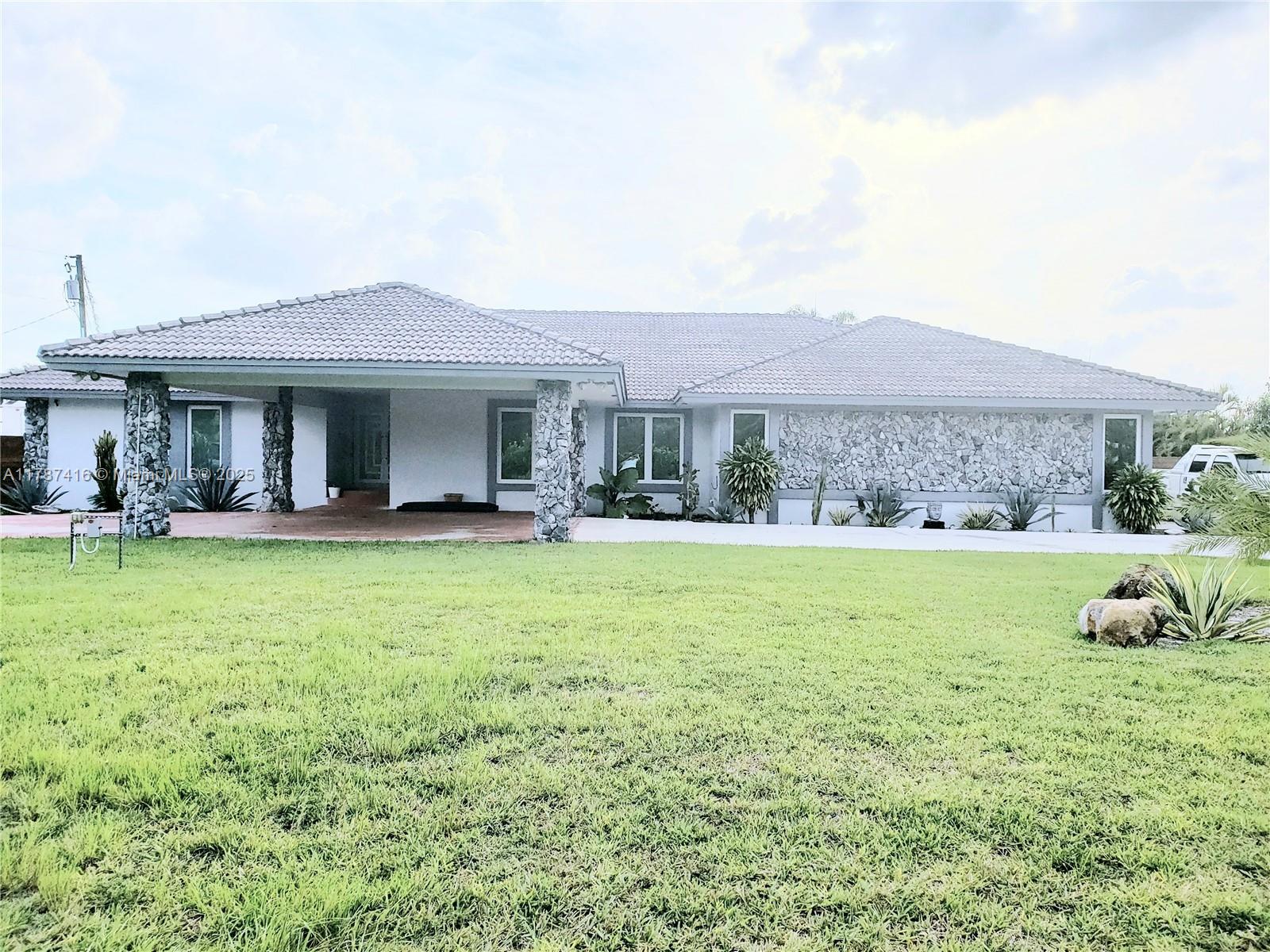 30992 SW 195th Ave