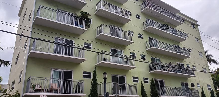 Totally remodeled  open concept condo in South of fifth with combo washer/dryer in the heart of south beach. Corner unit with private balcony overlooking the city. Two blocks from the beach and steps away from restaurants and shopping. Street parking through the City of Miami Beach. Miami Beach free trolley stop in front of the building. Small Pets under 20 lbs. One year lease only.