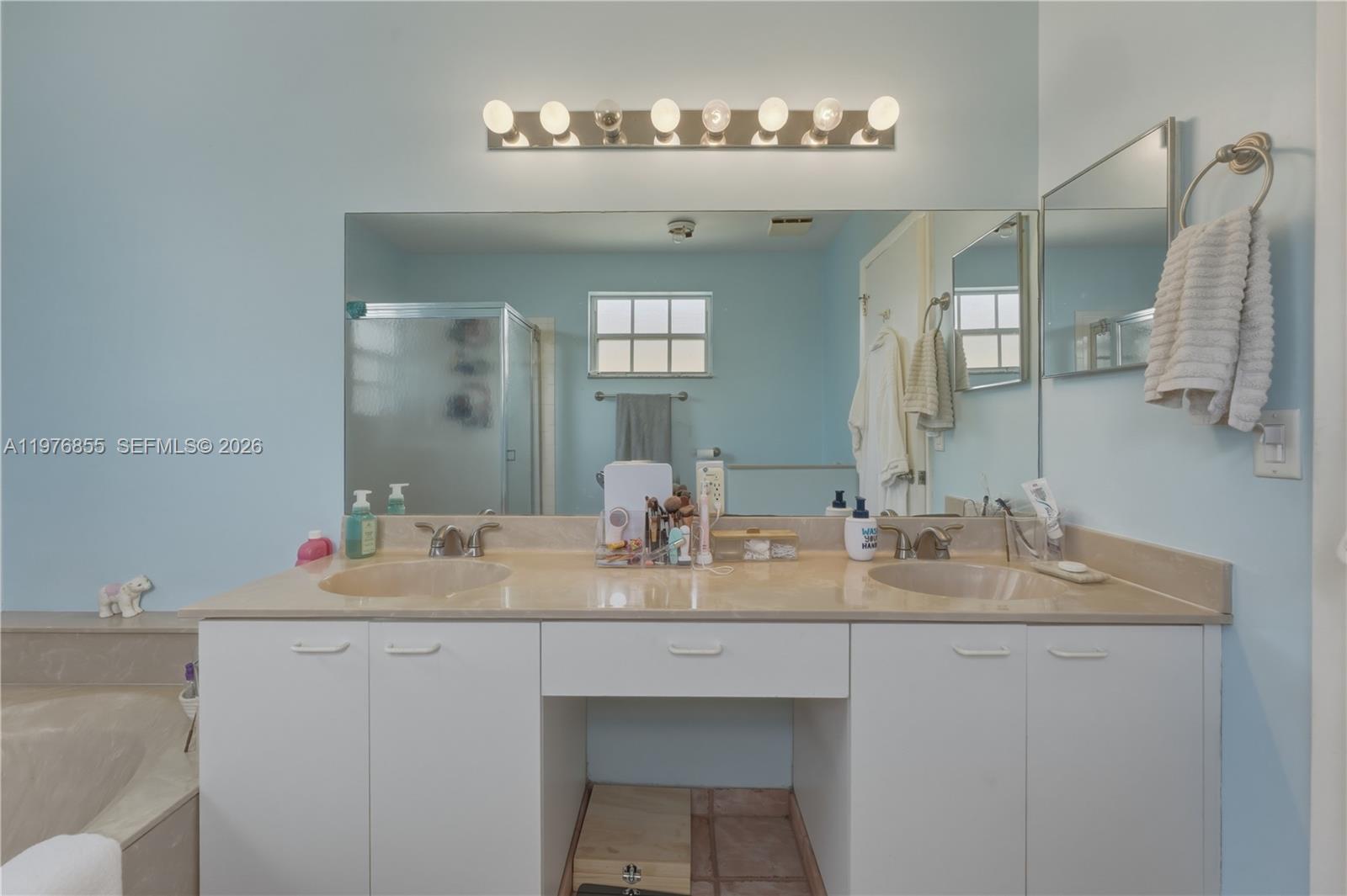 TOWNGATE - Residential