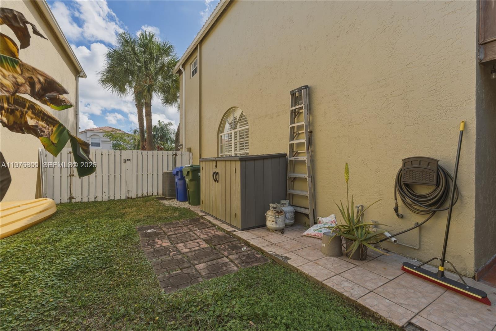 TOWNGATE - Residential