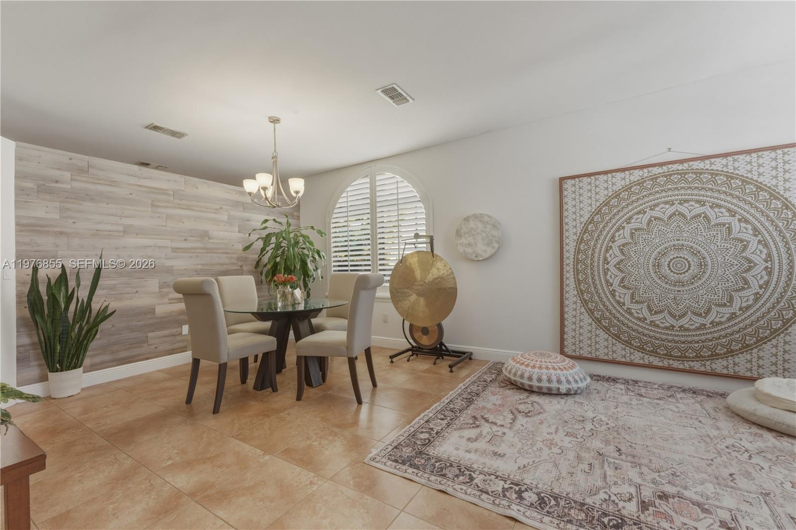 TOWNGATE - Residential