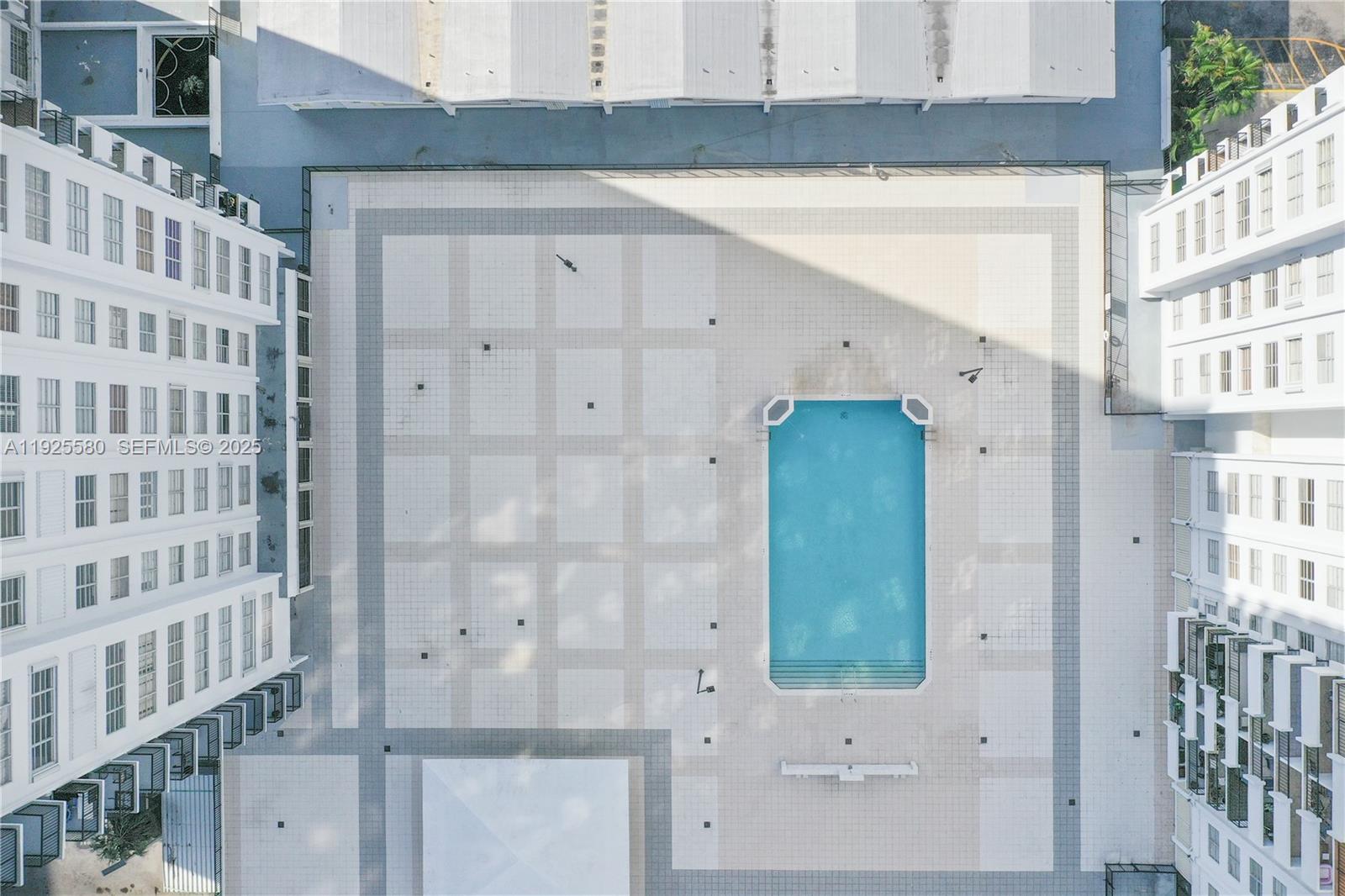 COMMODORE PLAZA CONDO - Residential