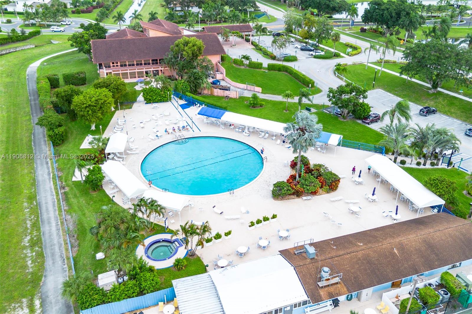 PALM GREENS AT VILLA DEL - Residential