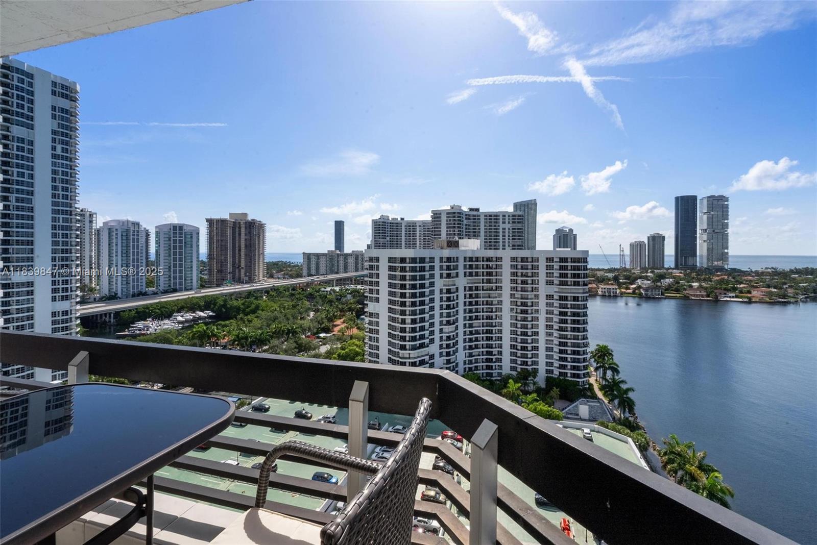 3530 Mystic Pointe Dr 2014