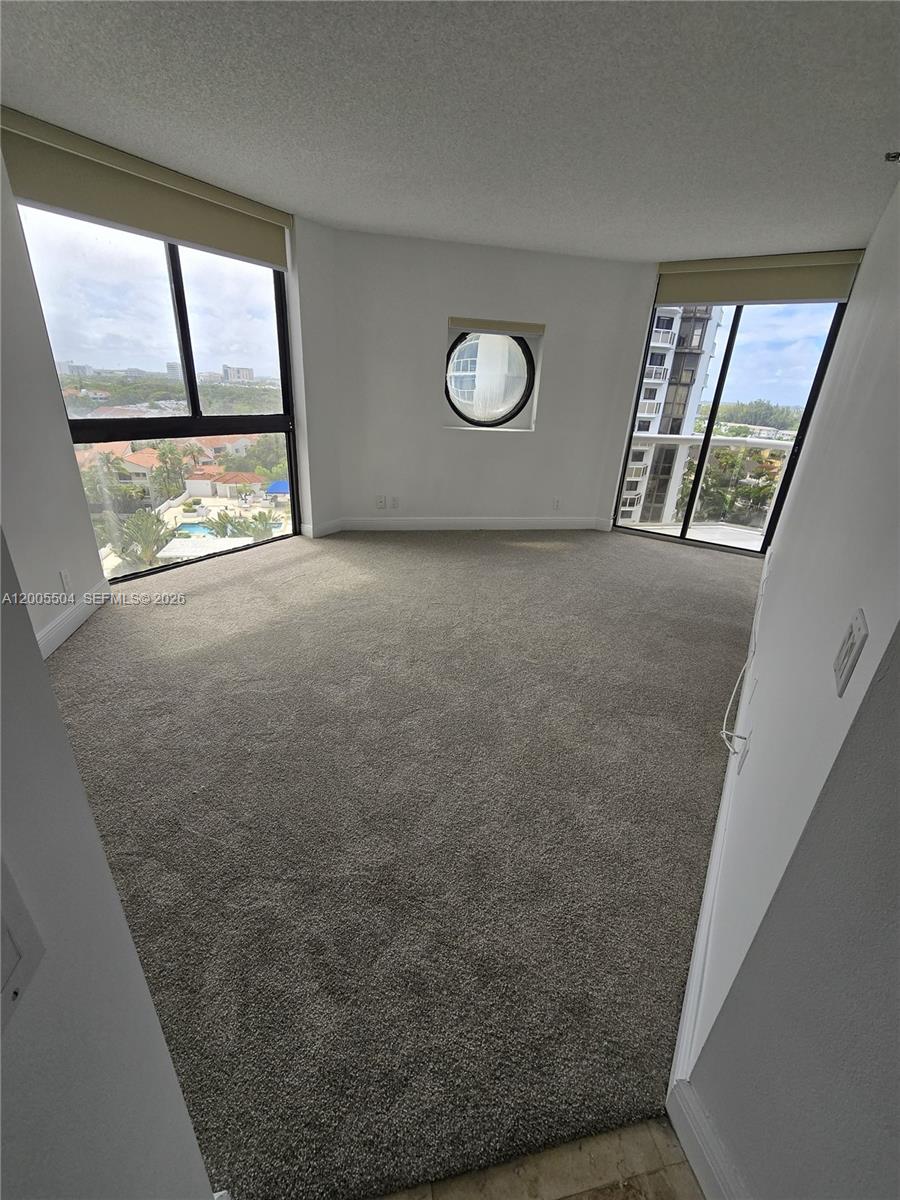 PORTSVIEW @ THE WATERWAYS - Residential