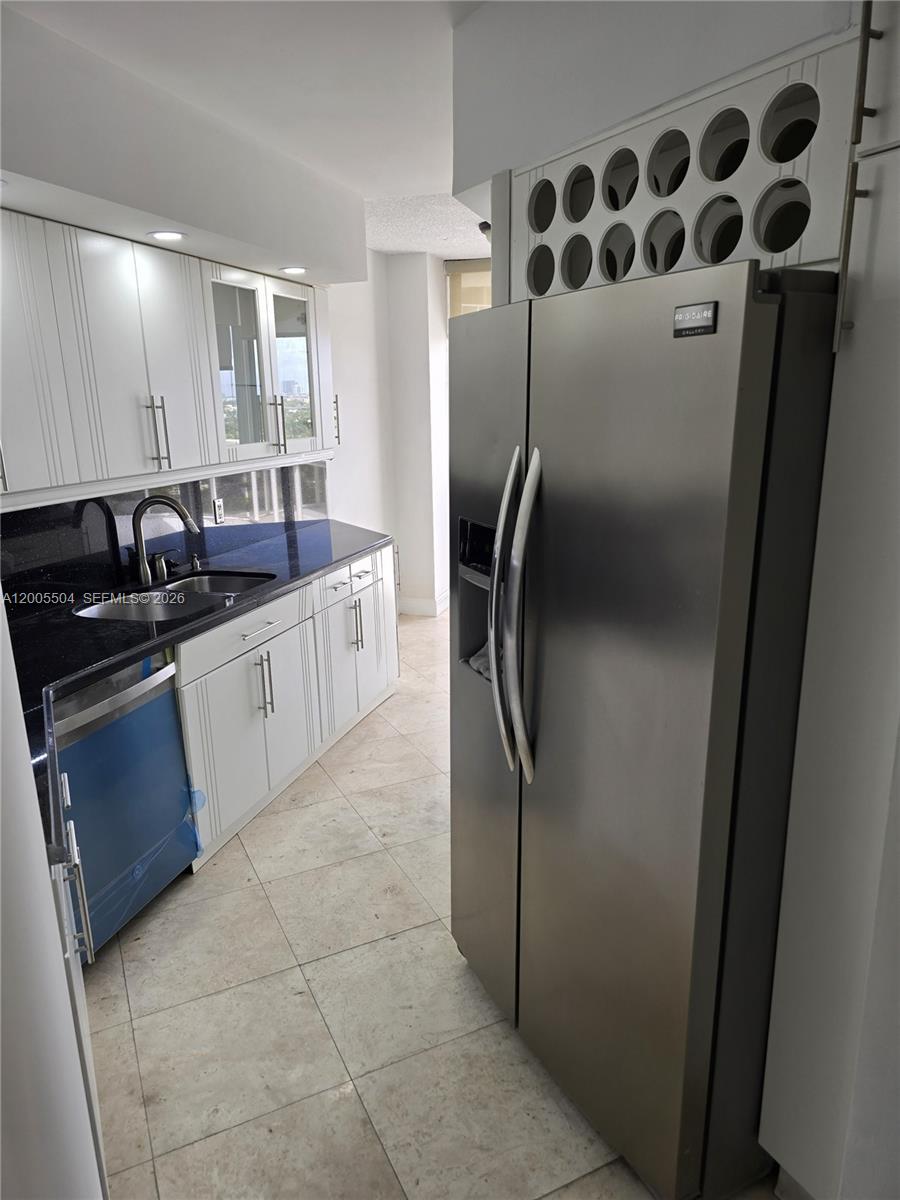 PORTSVIEW @ THE WATERWAYS - Residential