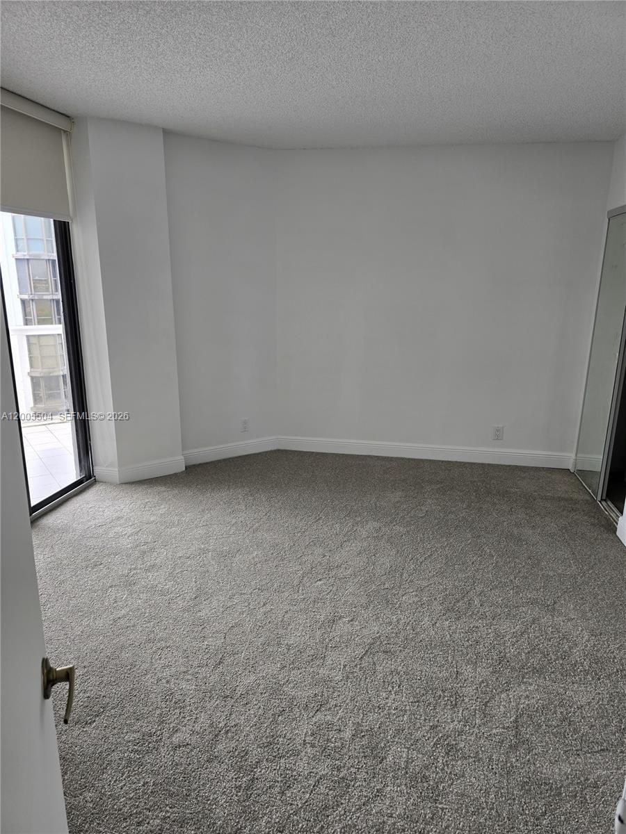 PORTSVIEW @ THE WATERWAYS - Residential