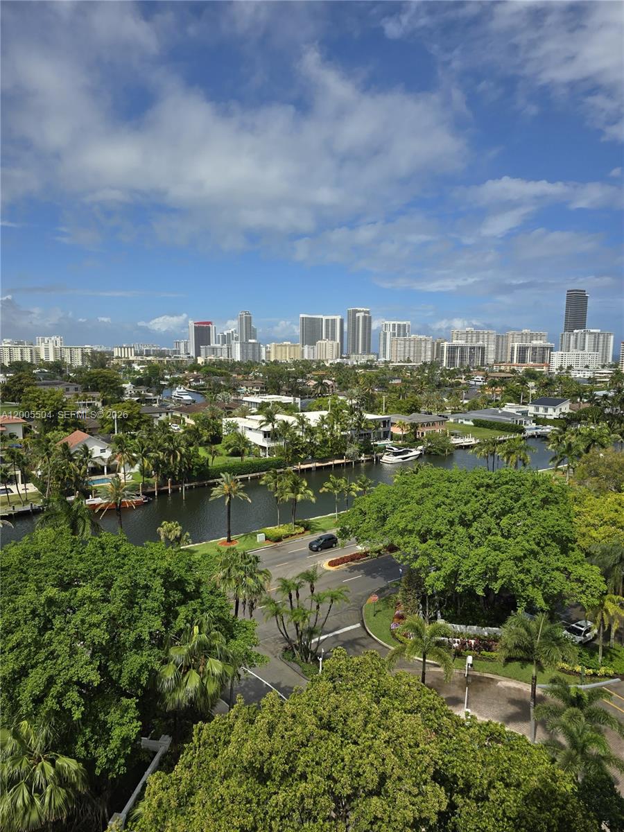 PORTSVIEW @ THE WATERWAYS - Residential