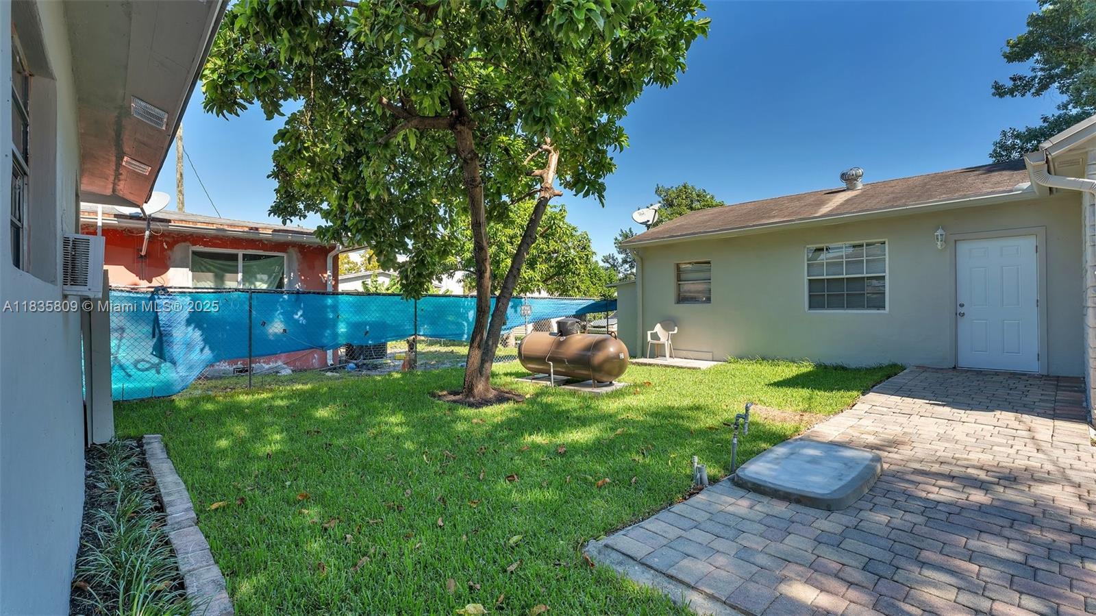 4651 NW 23rd Ct BACK