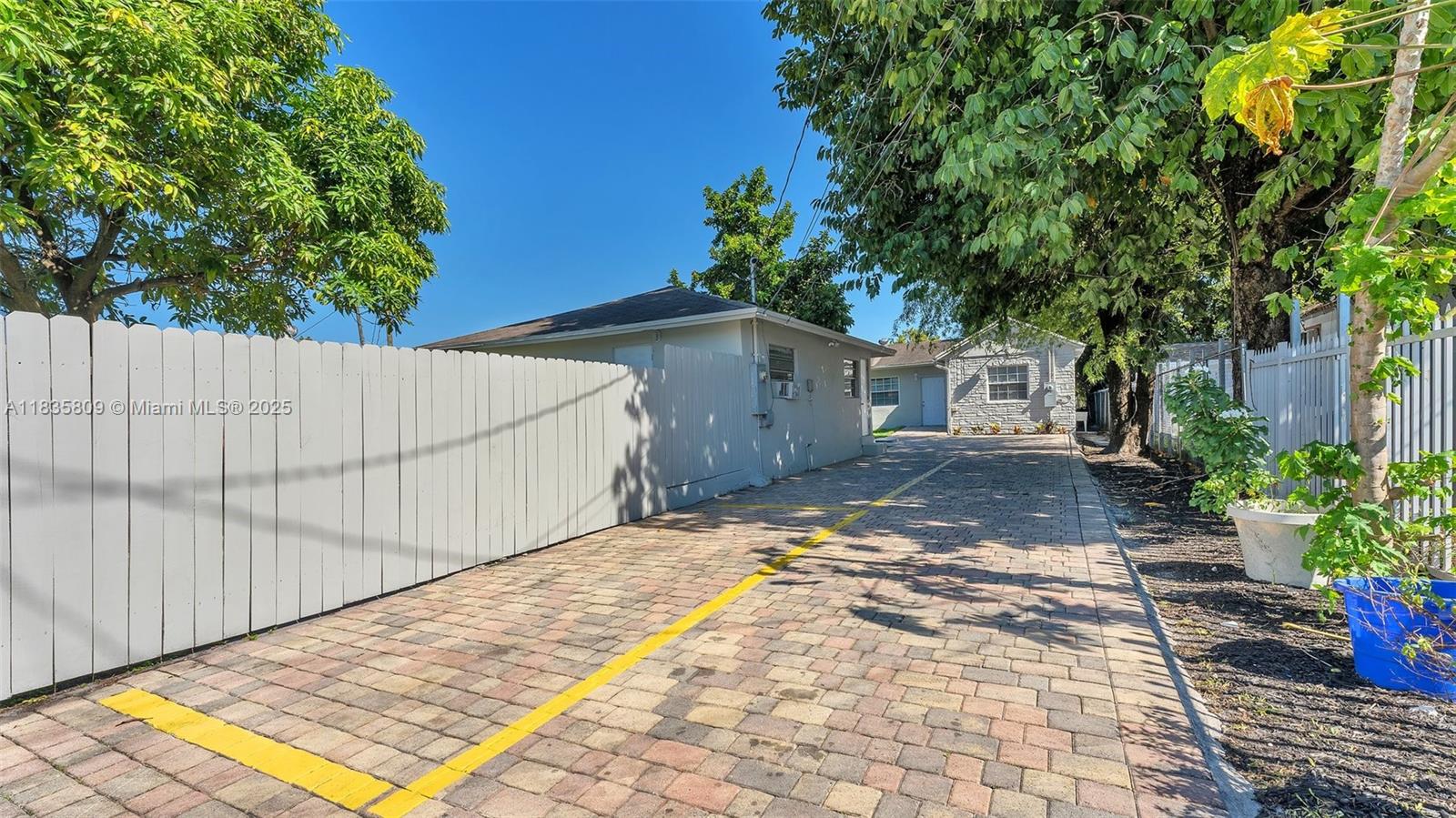 4651 NW 23rd Ct BACK