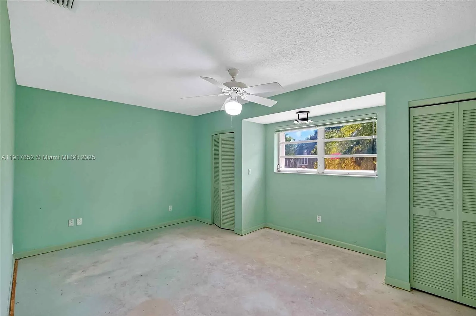 Miami, Florida 33176, United States, 3 Bedrooms Bedrooms, ,2 BathroomsBathrooms,Residential,Active,246412