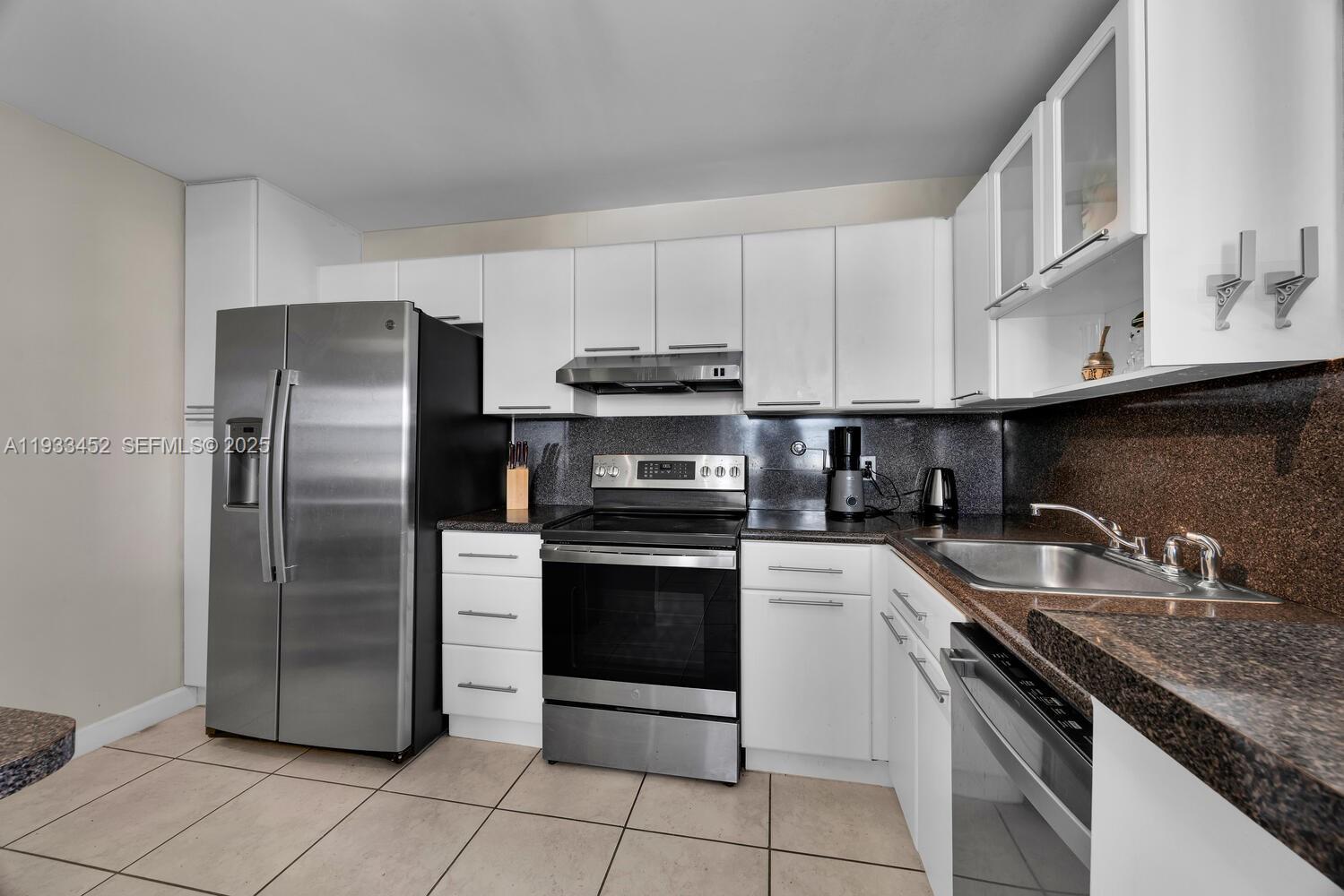 VILLA BAY VISTA CONDO - Residential