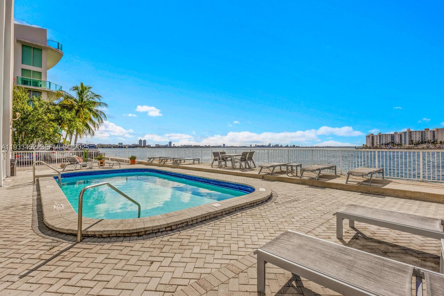 VILLA BAY VISTA CONDO - Residential