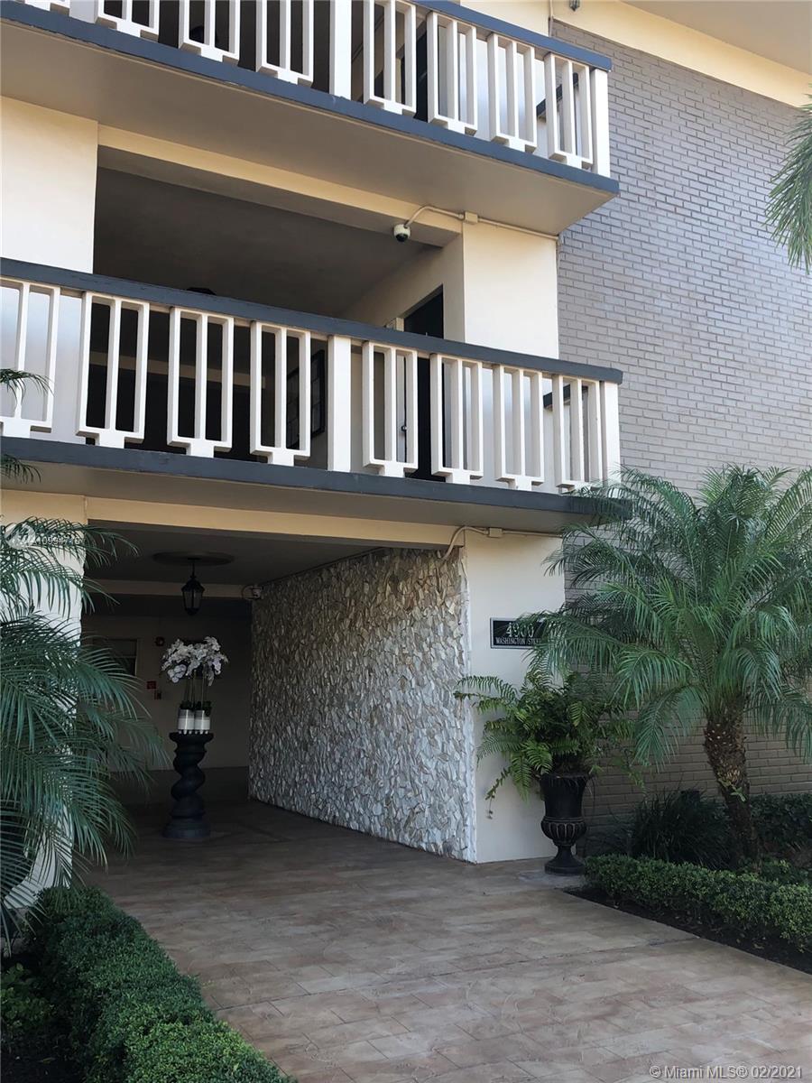 Lovely 1/1.5 corner unit condo on the top floor in a well maintained property in the Hillcrest community. Updated wood laminate flooring, newer water heater, large walk-in closet, lots of natural light, ceiling fans. Open dining and living room area. Bedroom accommodates a King Size Bed. Feel the serene surroundings and natural breeze as you open the balcony patio doors. Shutters for all exterior windows and balcony. One reserved parking space. Guest parking available during the day. Assigned storage space included. Laundry facility on each floor. Access to 4 pools, gym, BBQ area, clubhouse, community room, tennis. Minutes to Memorial Hospital, Hard Rock Casino, I-95 and Turnpike. No leasing. All ages welcome.