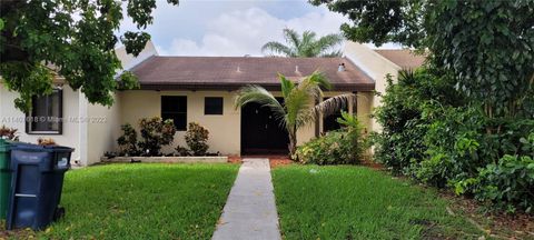 Single Family Residence in Miami FL 13764 53rd Ter Ter.jpg