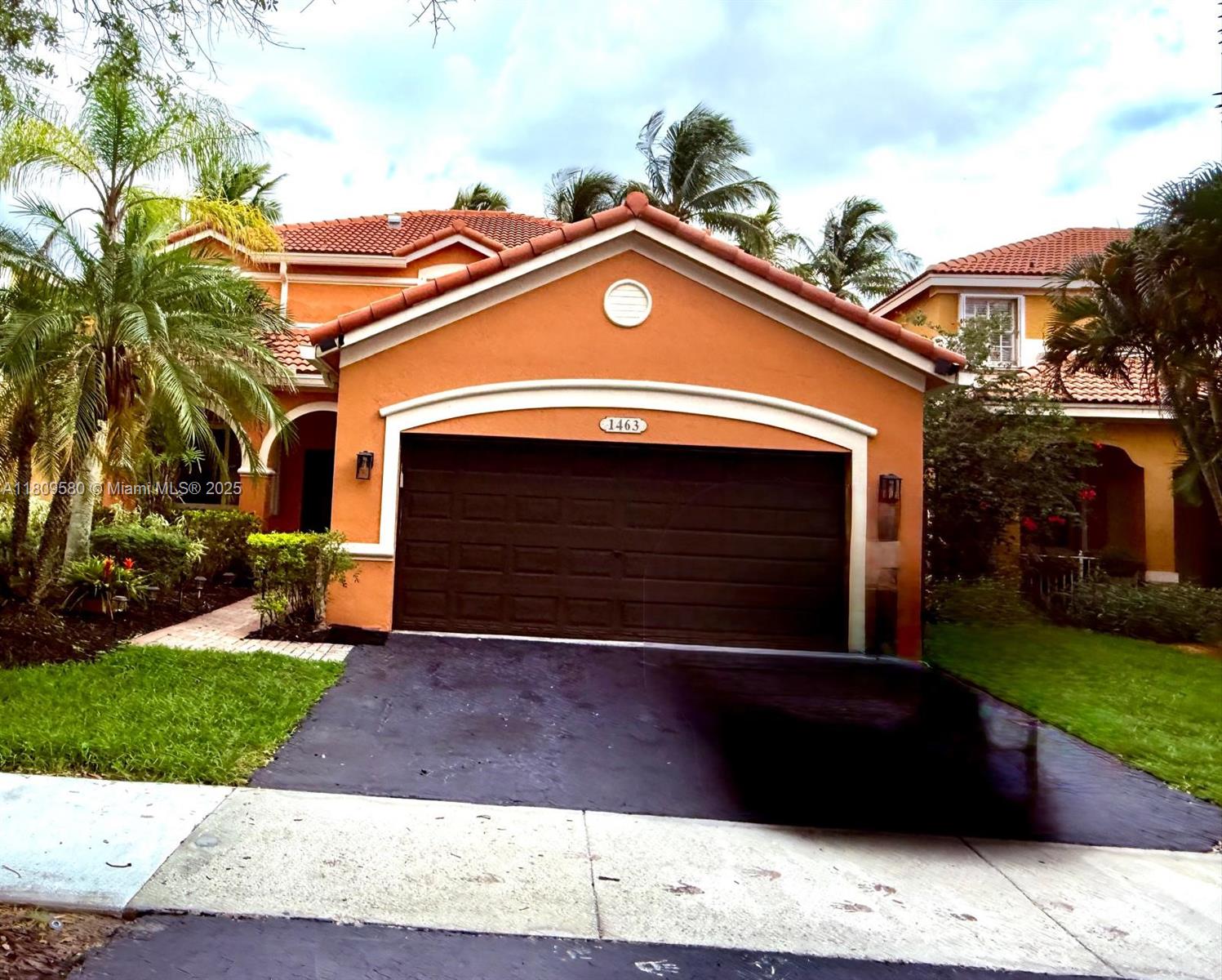 1463 Banyan Way 1463