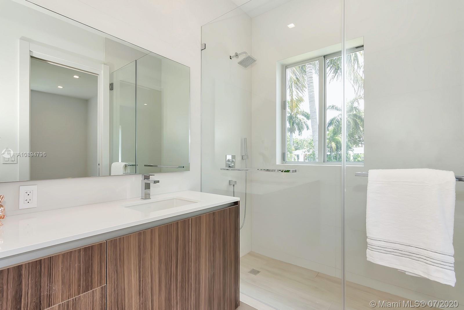 ENCHANTED LAKE SEC 4 - Residential