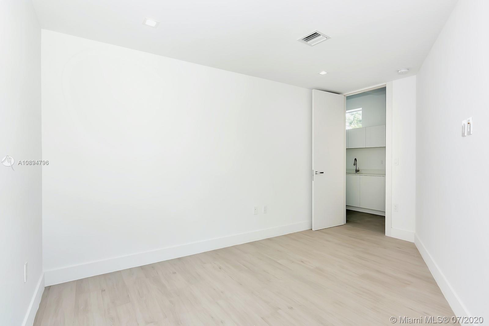 ENCHANTED LAKE SEC 4 - Residential