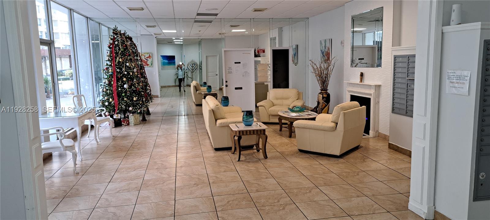 IMPERIAL TOWERS NORTH CON - Residential