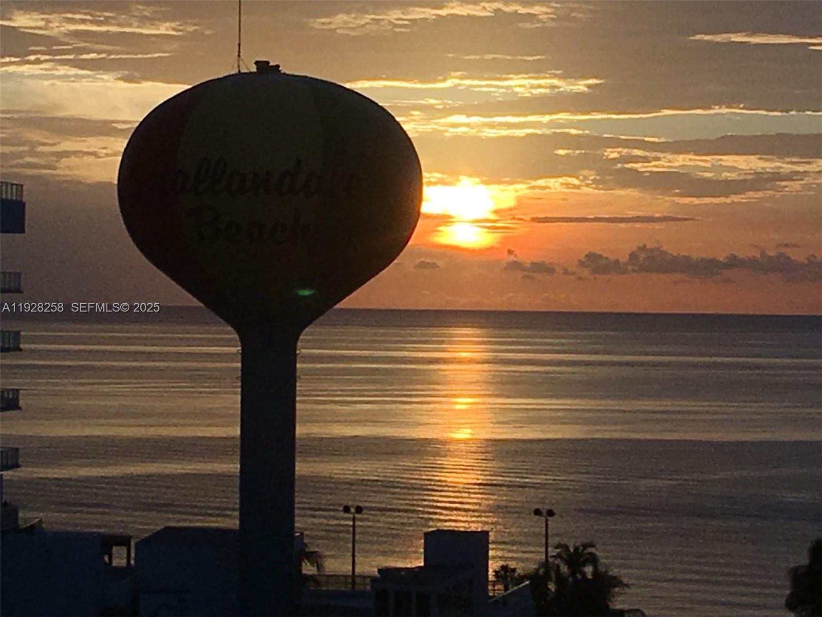 IMPERIAL TOWERS NORTH CON - Residential