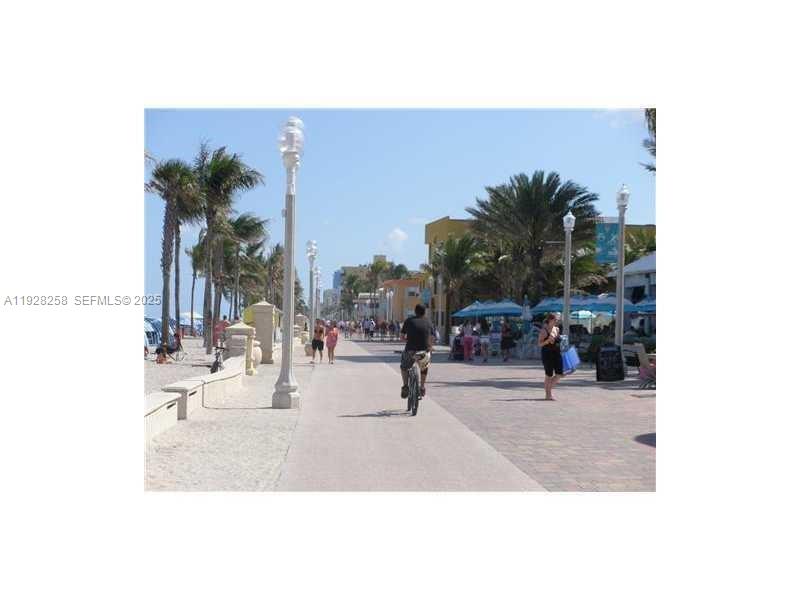 IMPERIAL TOWERS NORTH CON - Residential