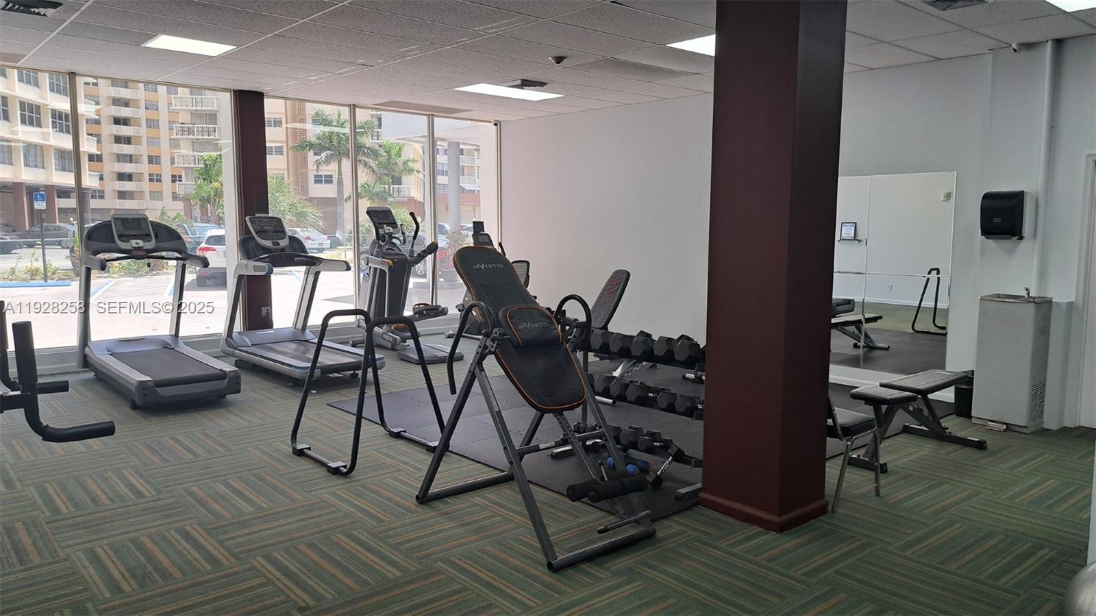 IMPERIAL TOWERS NORTH CON - Residential