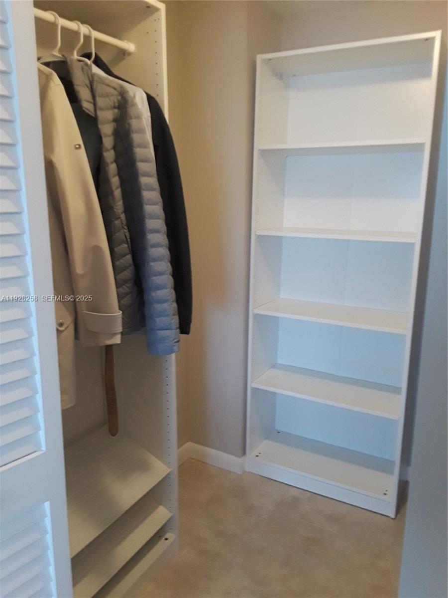 IMPERIAL TOWERS NORTH CON - Residential