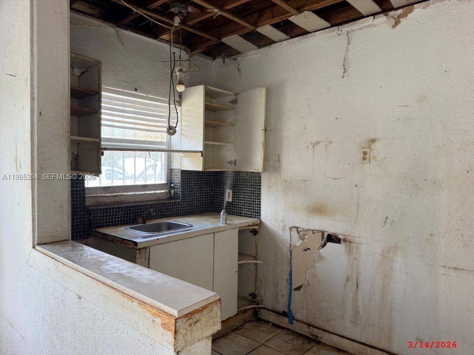 BUENA VISTA GARDENS - Residential Income