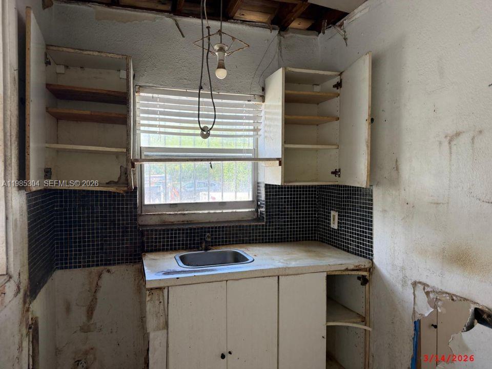 BUENA VISTA GARDENS - Residential Income