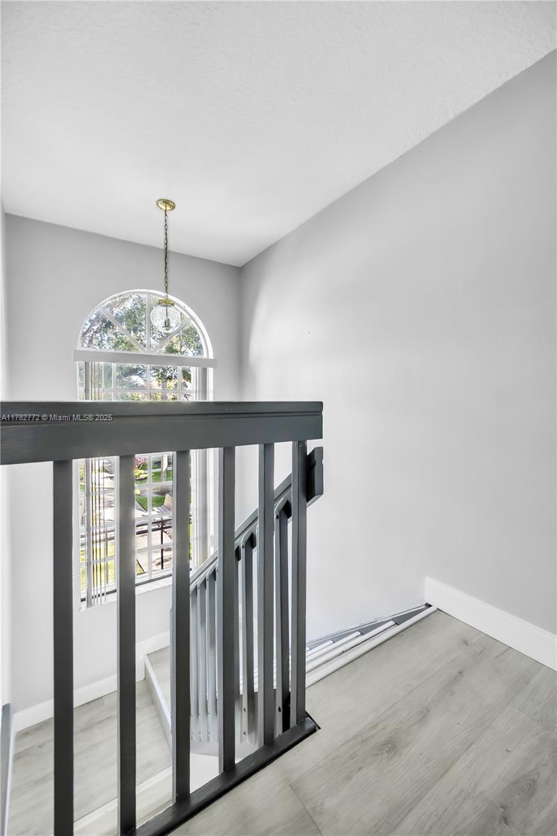 PEMBROKE POINTE - Residential