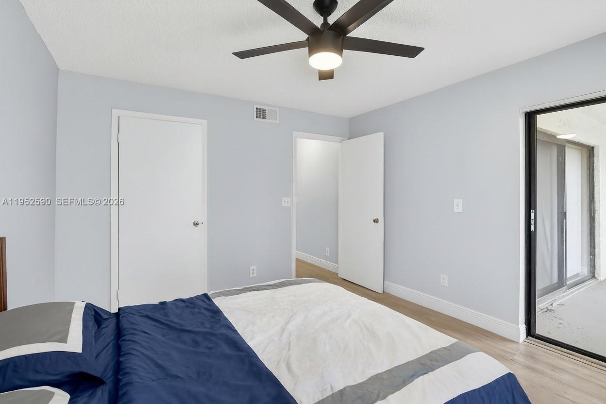 SUMMERBREEZE CONDO - Residential