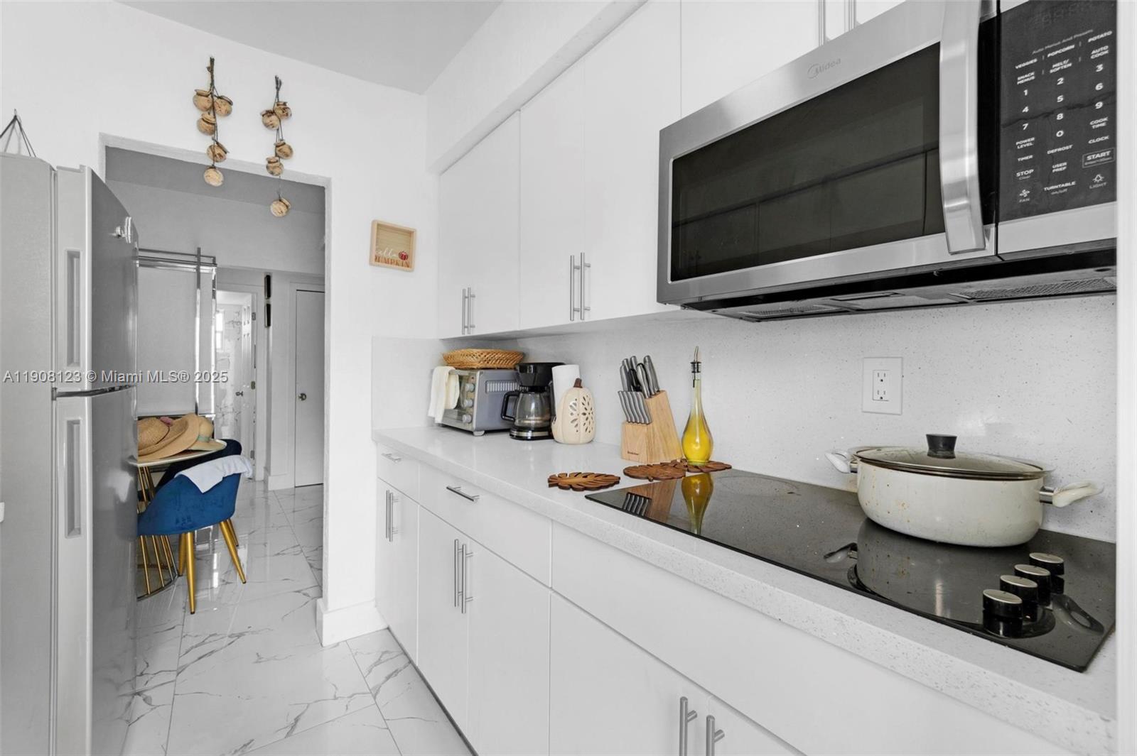 E J CARTERS - Residential Income