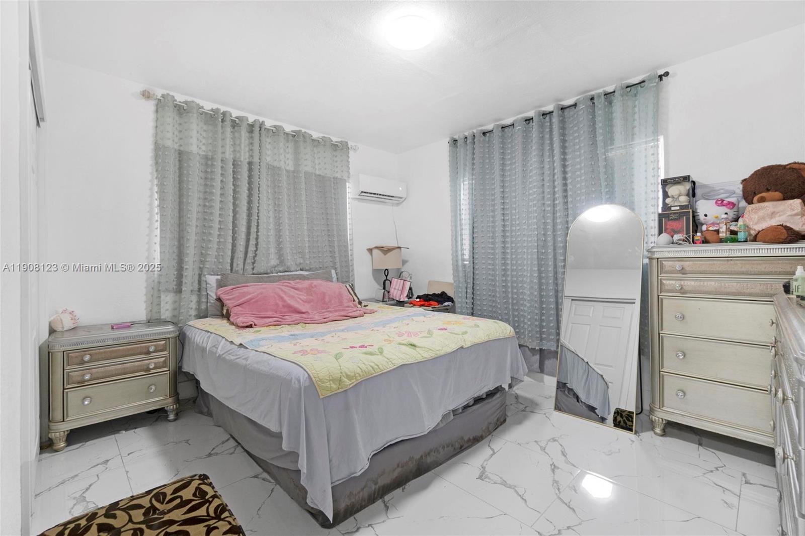 E J CARTERS - Residential Income