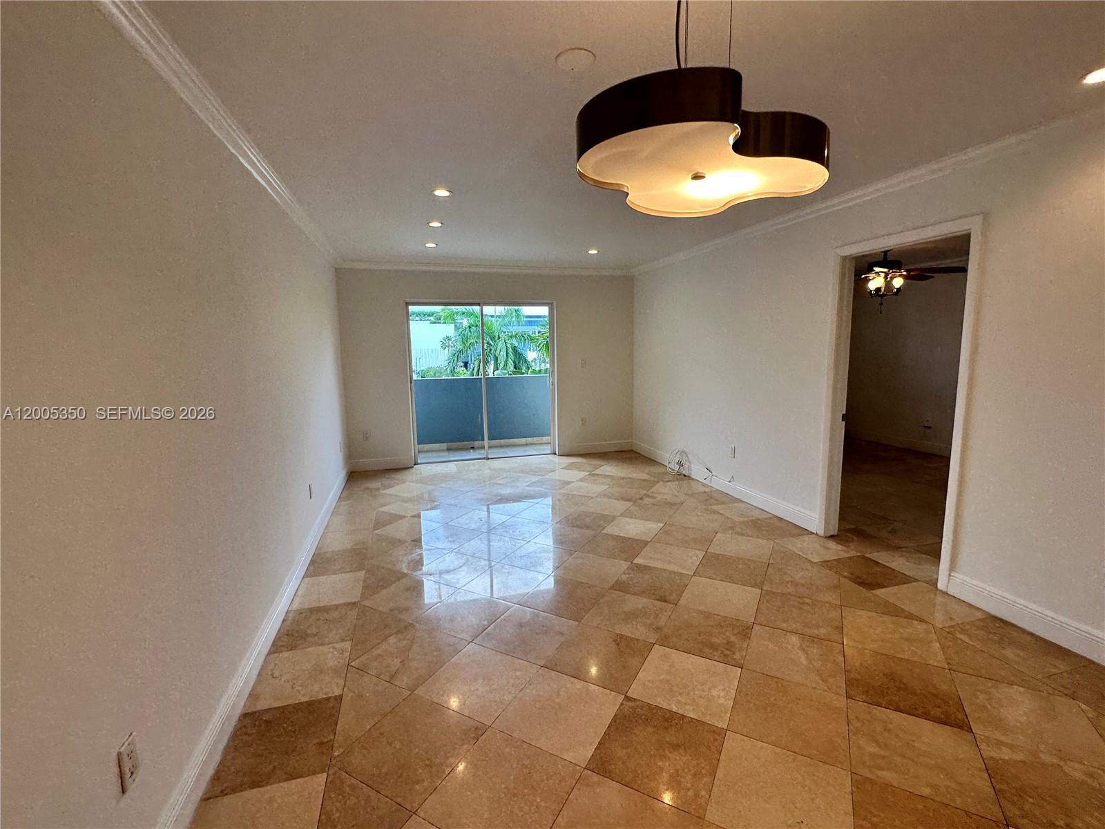 LINCOLN WEST GARDENS COND - Residential