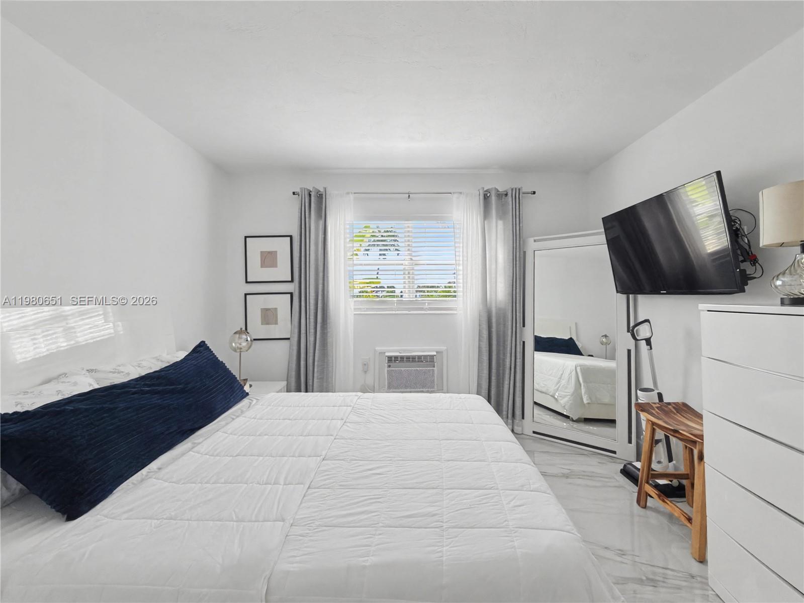 TRADE WINDS WEST - Residential