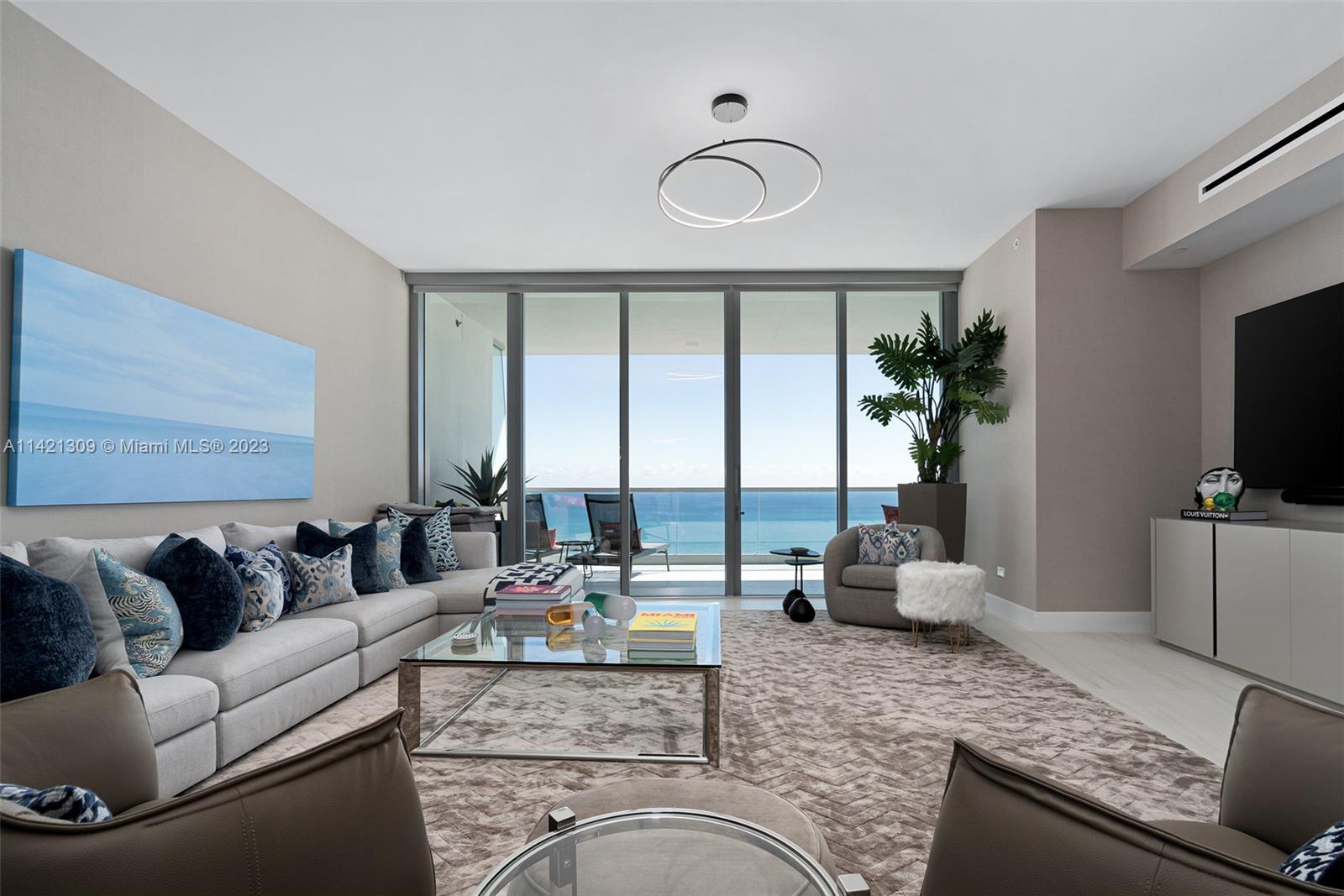 Turnberry Ocean Club - Residential