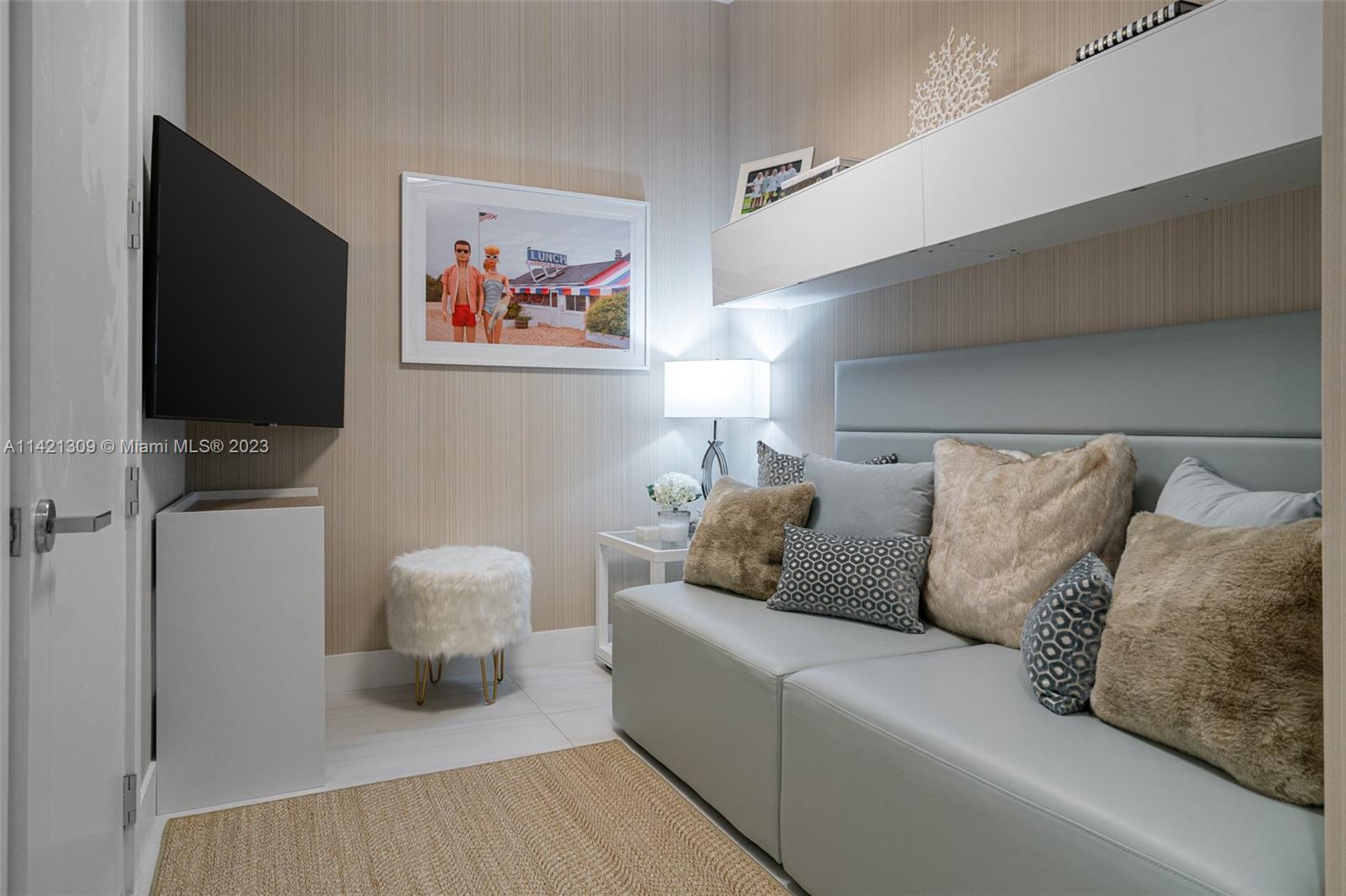 Turnberry Ocean Club - Residential